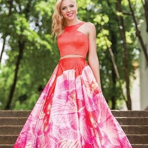 Jovanni Prom Dress - Size 4 - NEW